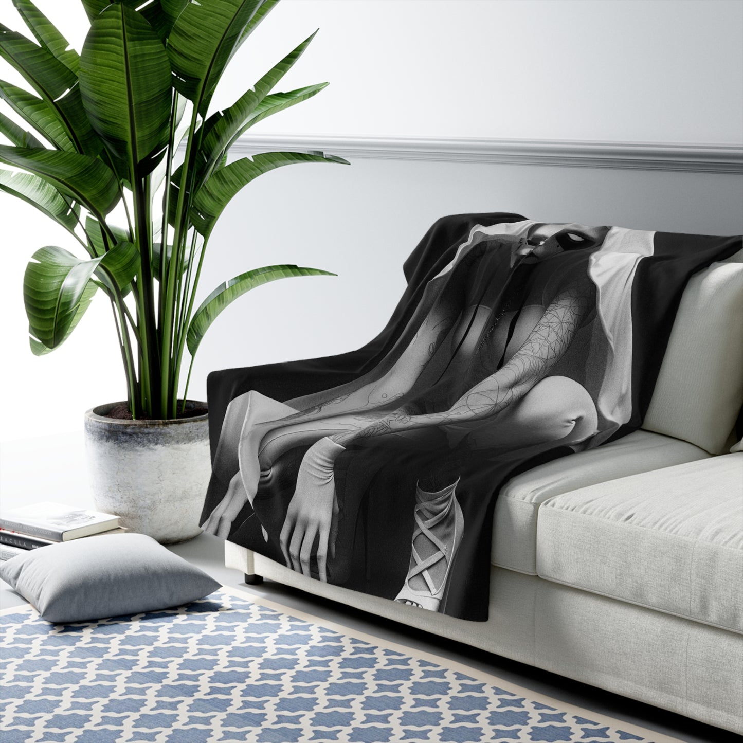 Gothic Sherpa Fleece Blanket - Cozy Horror Decor