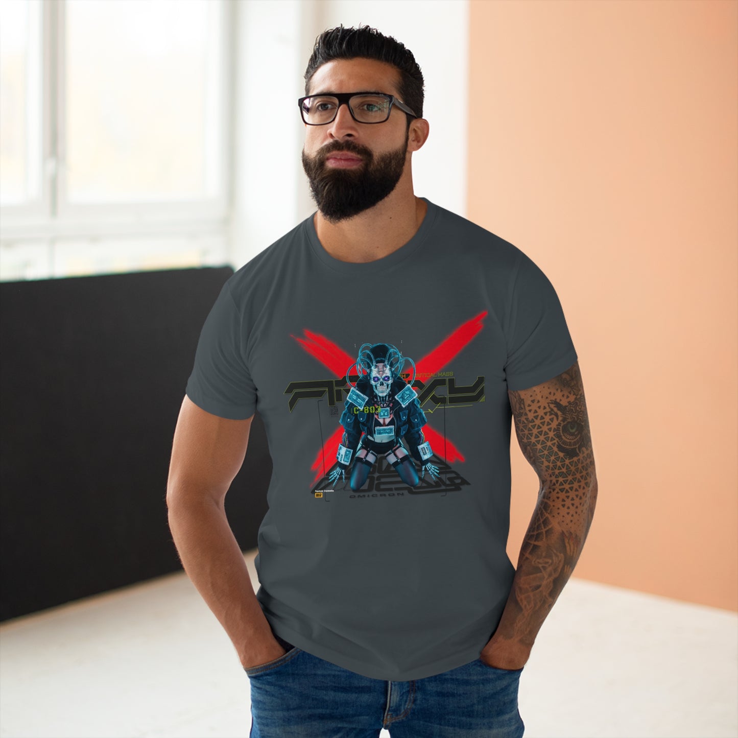 Futuristic Robot Graphic Tee - Unisex Casual T-Shirt, Geek Fashion, Gift for Gamers, Science Fiction Style, Birthday Present